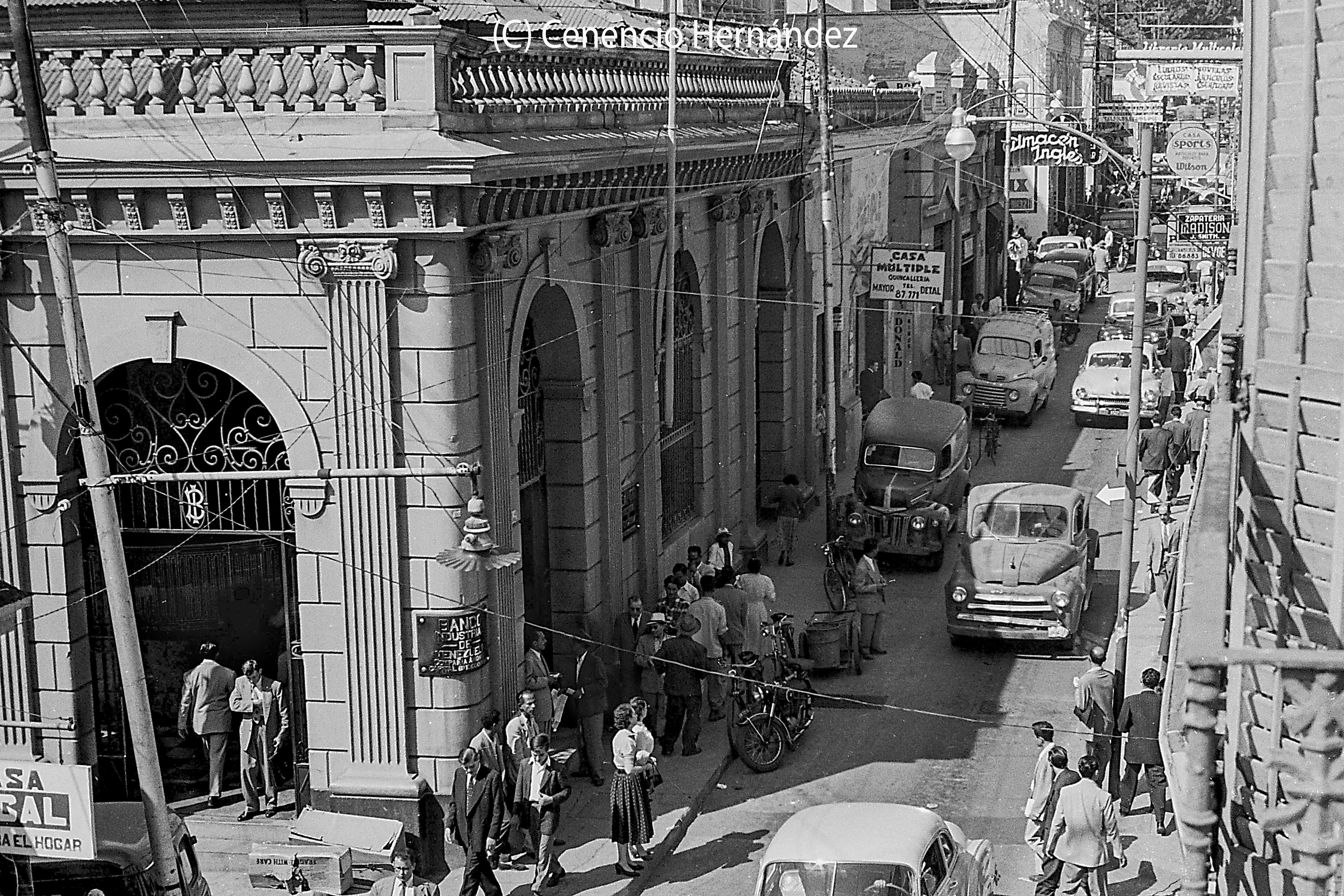 Caracas 1954 (1).jpg
