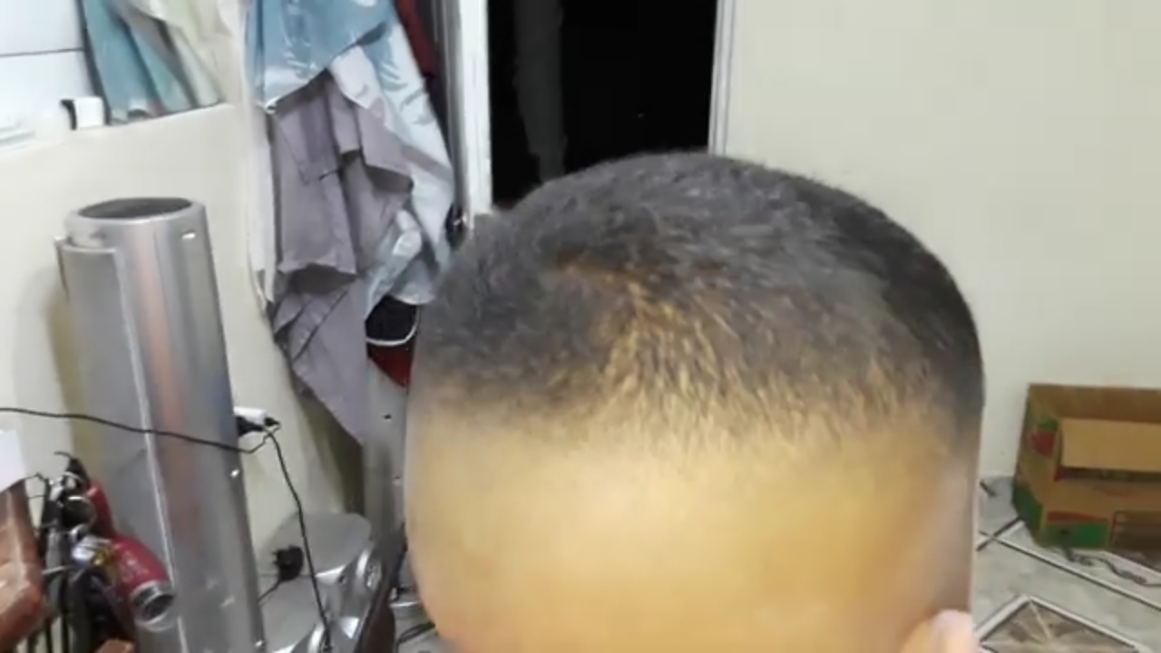 Screenshot_20230422-235918_YouTube.jpg
