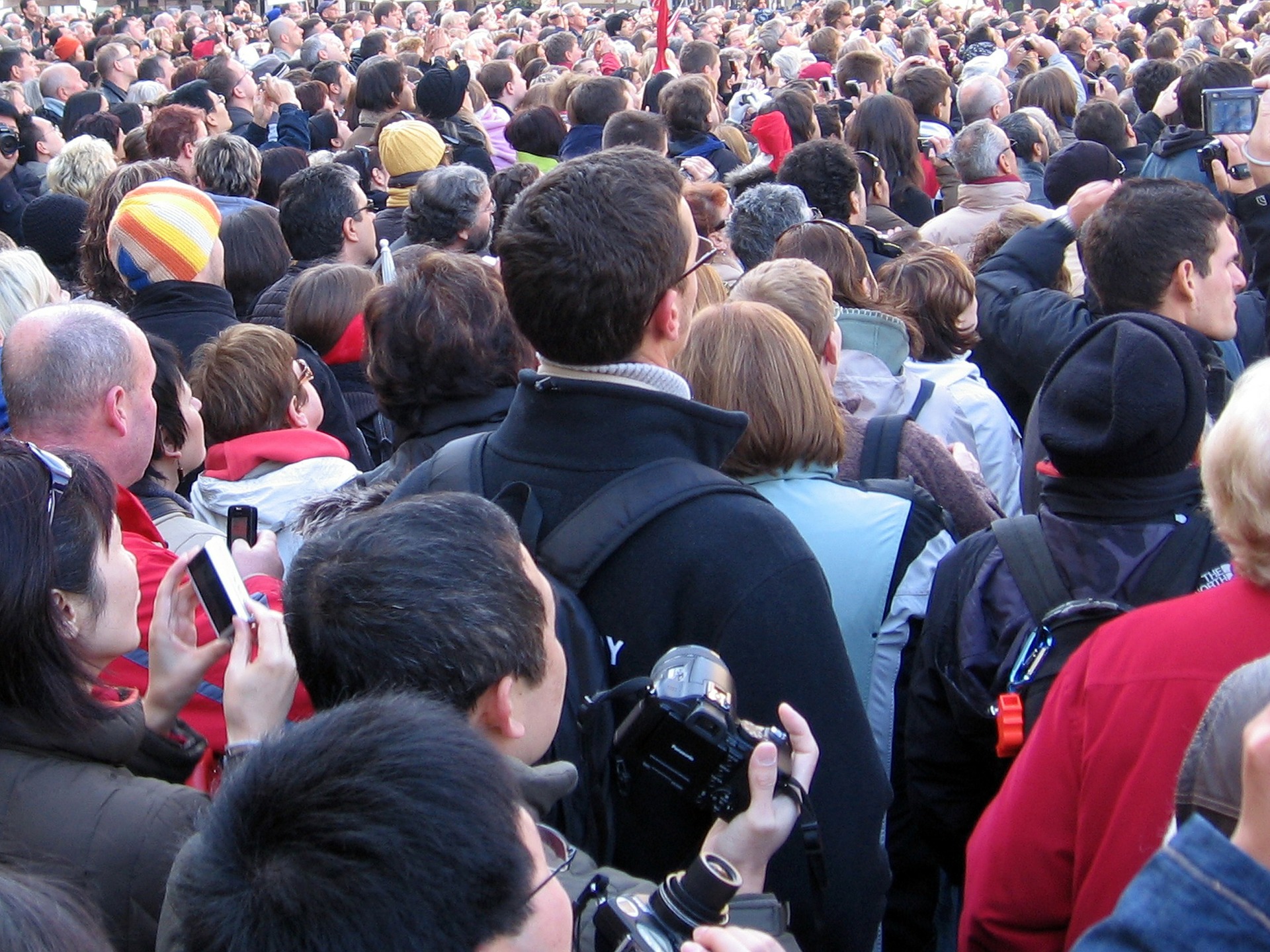 people-334110_1920.jpg