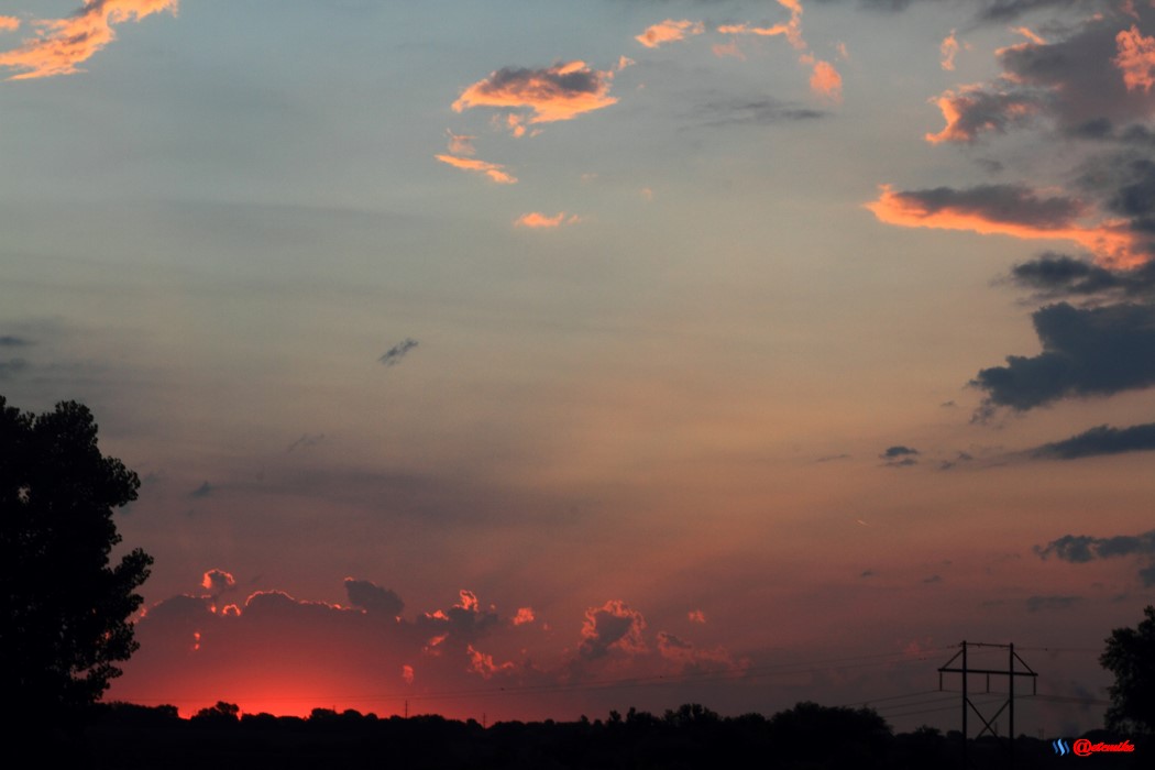 dawn sunrise clouds silhouettes silhouetted colorful SR0100.JPG