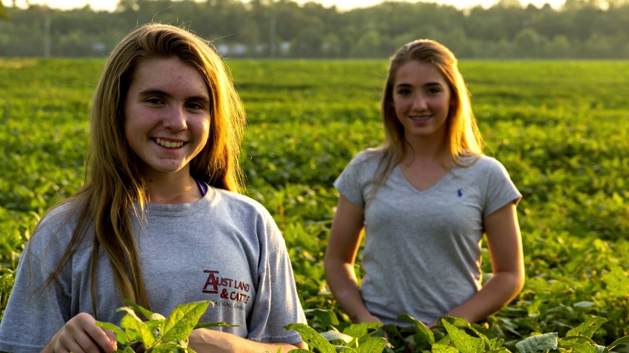 Farm Girl Jen Pics