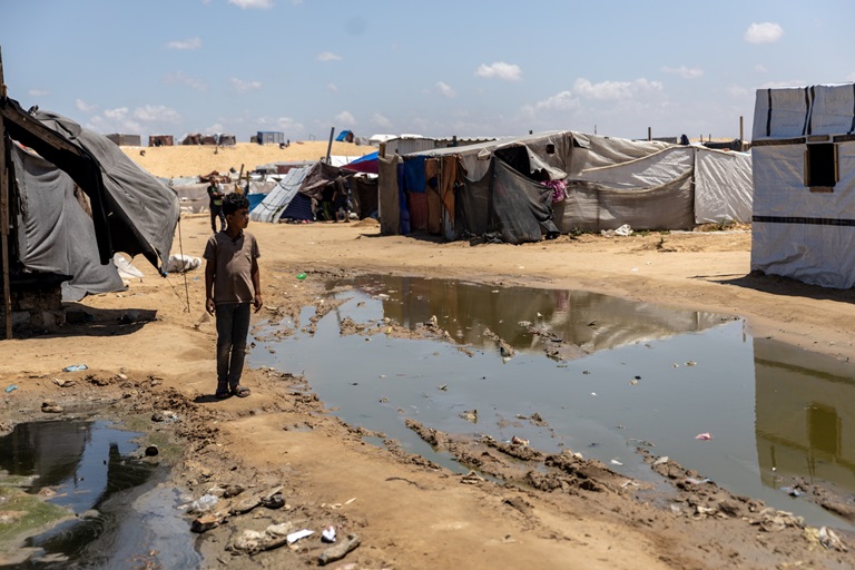 child-in-a-refugee-camp-al-mawasi-south-of-gaza.tmb-768v.jpg