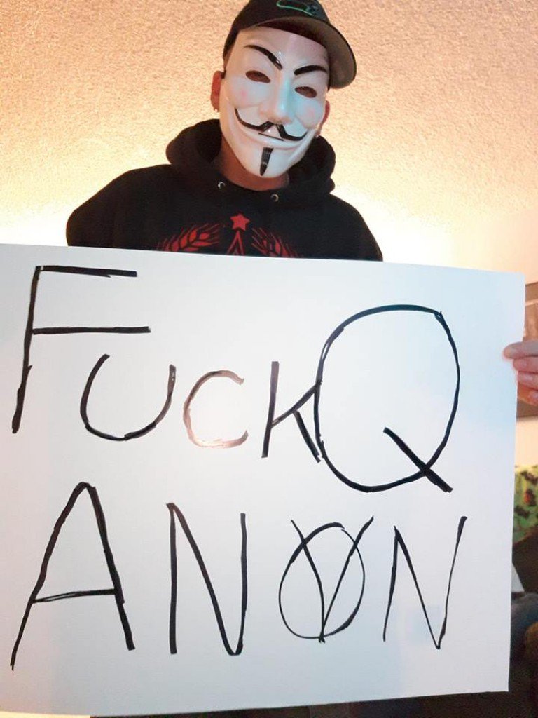 Dsv0XnGW0AABk_W (1).jpg