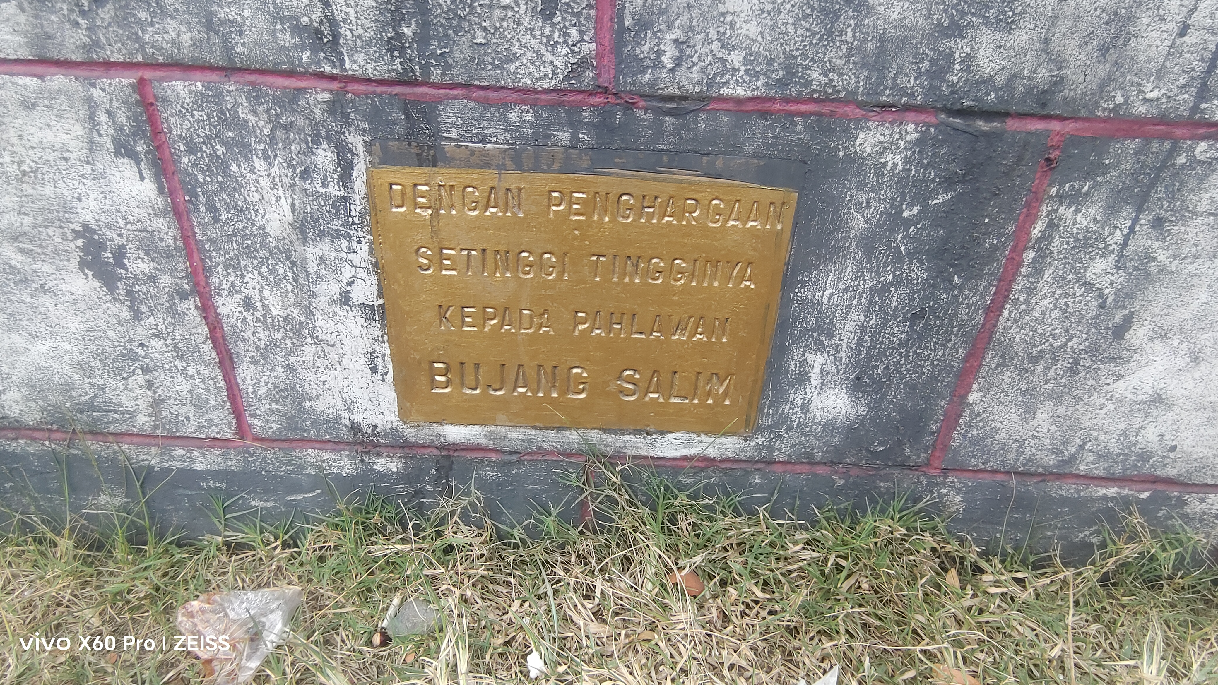 1000827380.jpg