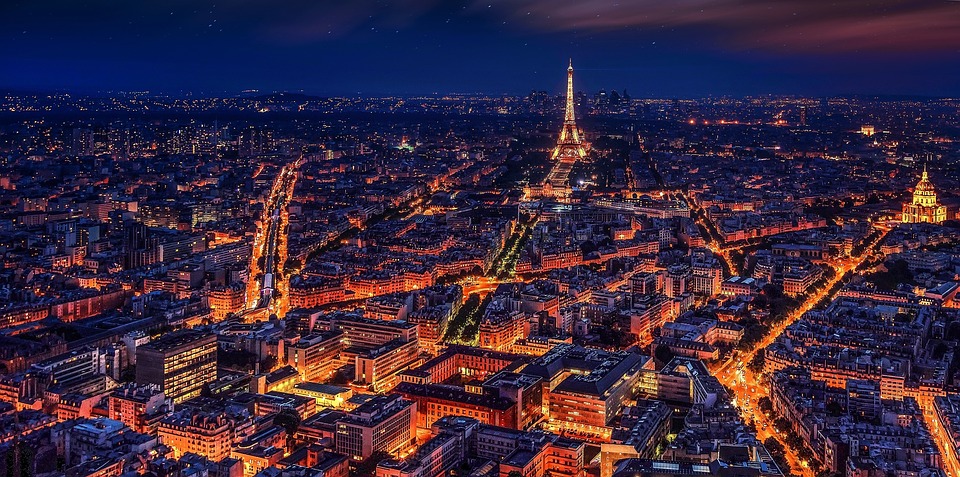 Giuelith.com - World Center Marketing - CC0 Creative Commons - State Travel Management - Enjoy Paris.jpg