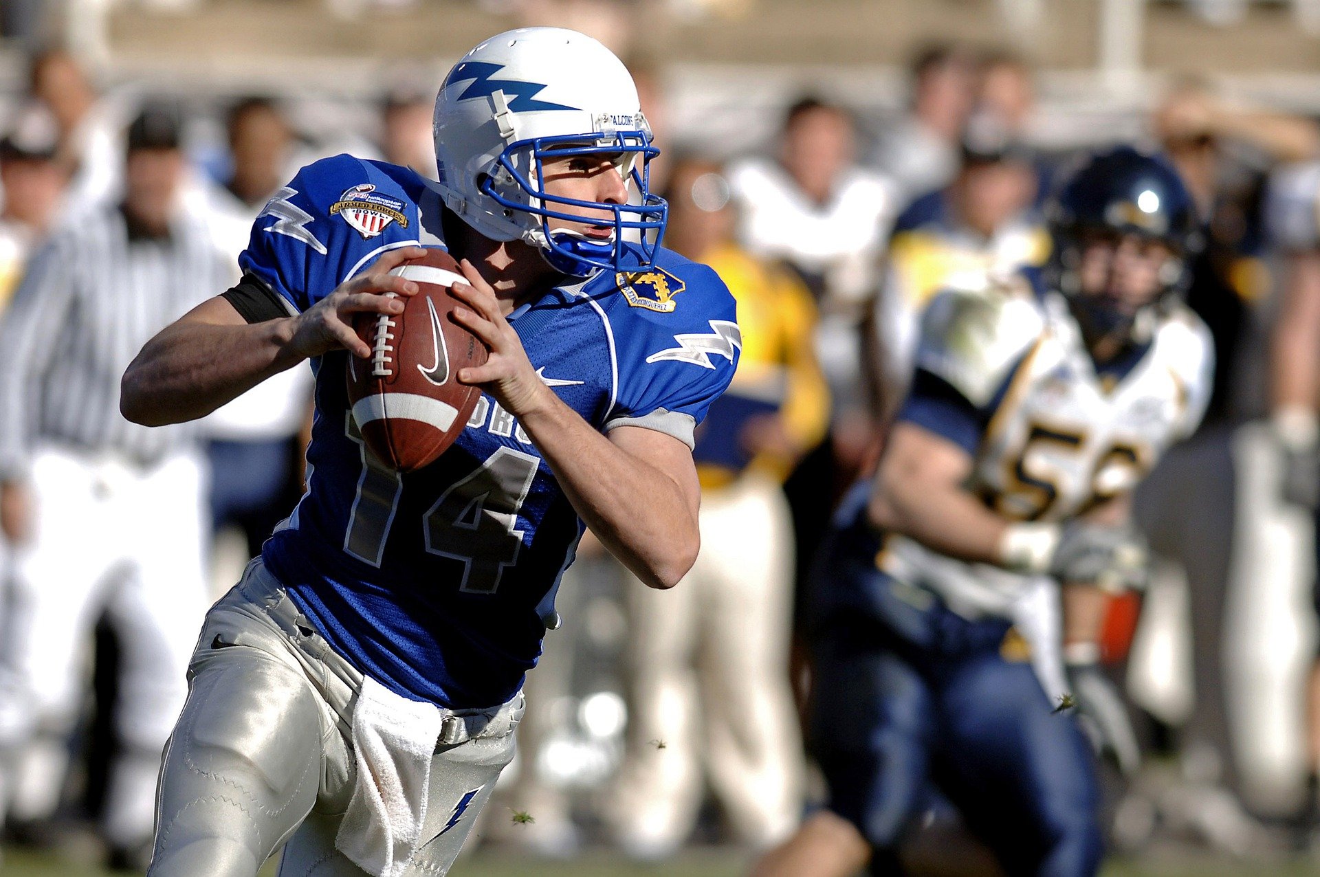 football-67701_1920.jpg