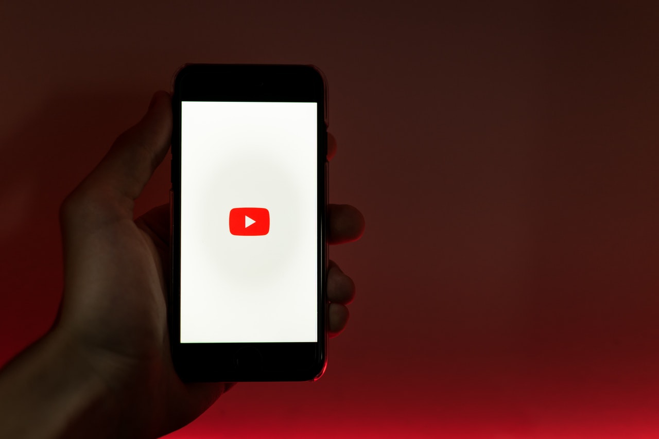 YouTube-will-No-Longer-Allow-Trump-or-any-Political-Figures-to-Take-Over-its-Homepage.jpg