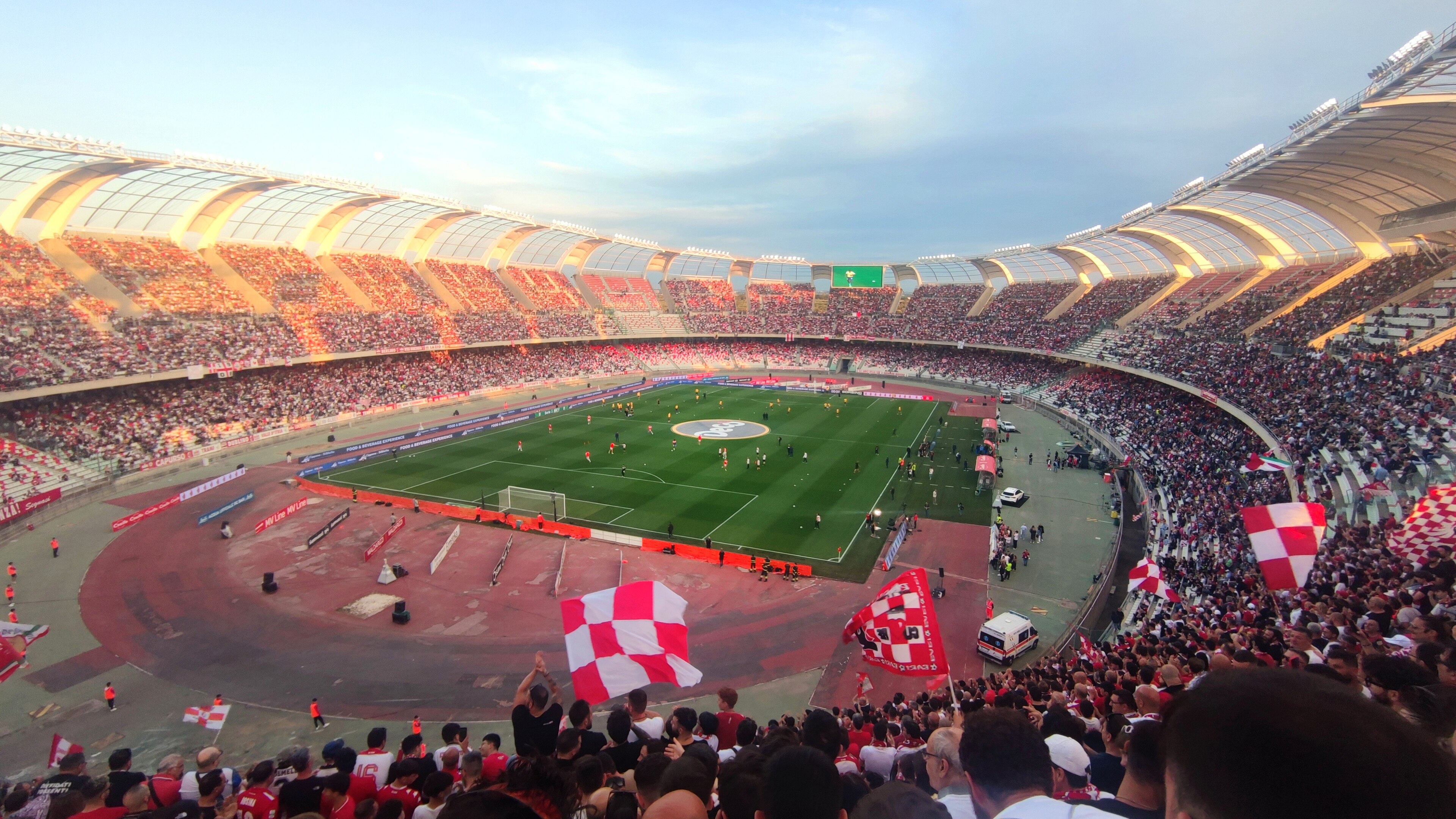 3840px-Stadiosannicola2023.jpg