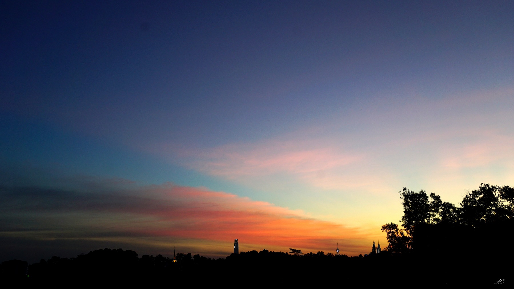 DSC07845b.jpg