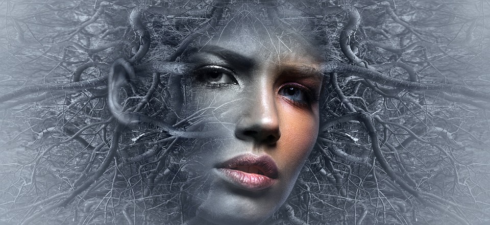 fantasy-3317298_960_720 (1).jpg