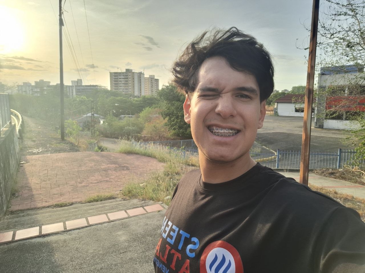 1001252115.jpg