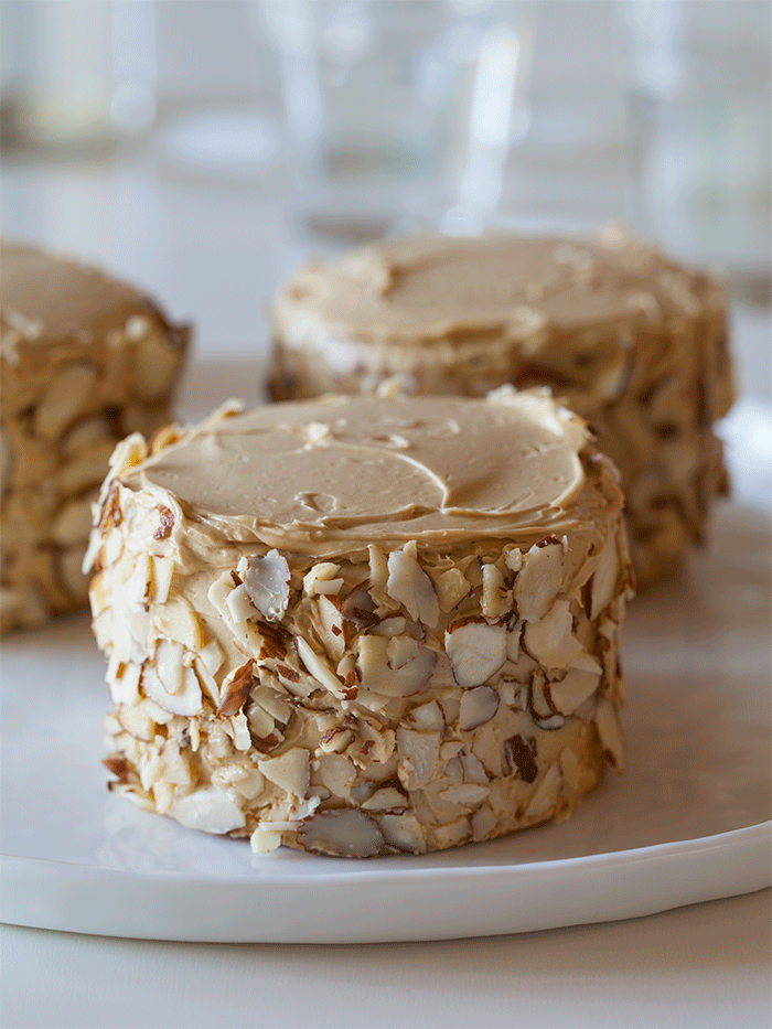 helpiecake