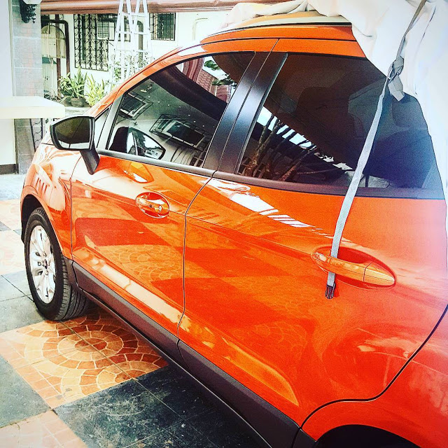 Ford Ecosport in Mars Red.jpg