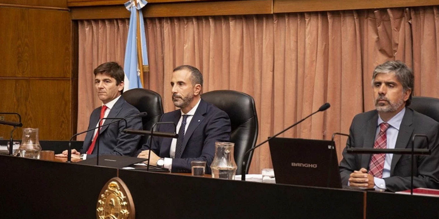 15.-Tribunal-que-juzga-a-Cristina-Fernandez.jpg.png