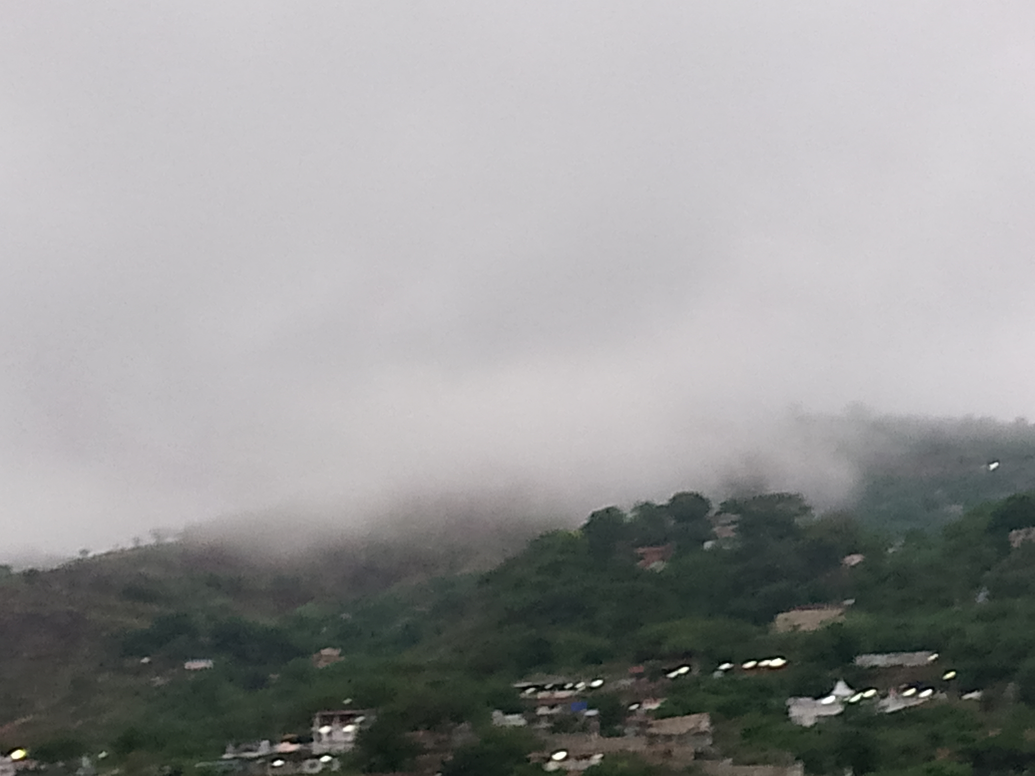 FotoGrid_20260605_192218924.jpg