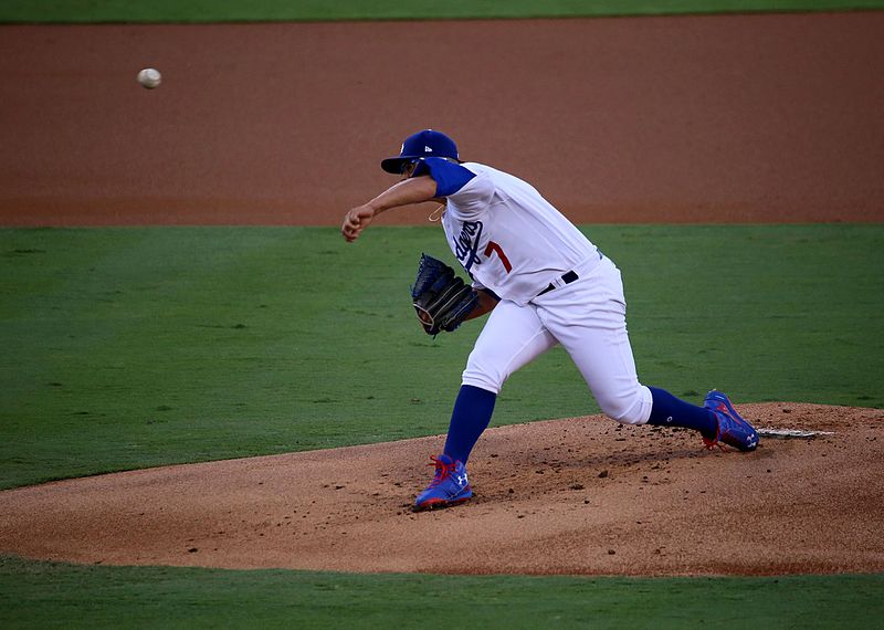 Dodgers_rookie_Julio_Urias_delivers_a_pitch_in_the_first_inning_of_NLCS_Game_4._(30401953566).jpg