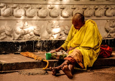 people-homeless-male-street-162536.jpeg