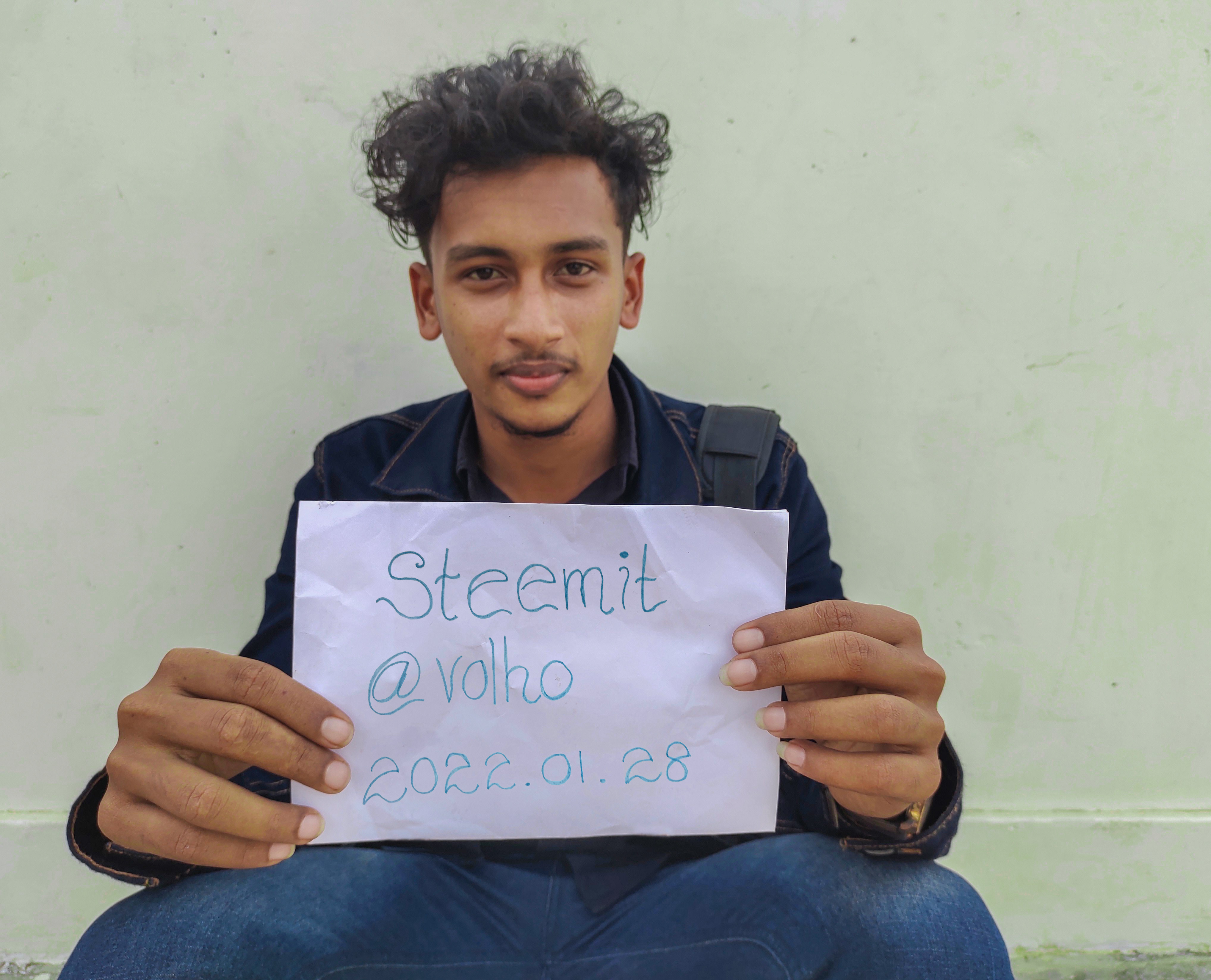 steemit intro.jpg