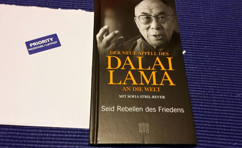 _ Päckli_Buch.jpg