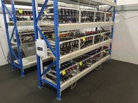 Как зарабатывают на майнинговых фермах простыми словами: Схема работы, расчет прибыли и подводные камни в 2026 году