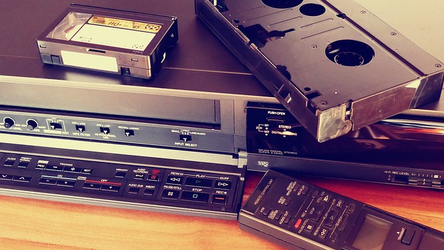 vcr-1221156_640.jpg