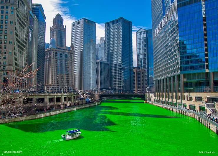 Chicago-River-is-dyed-green-for-St-Patricks-day.jpg