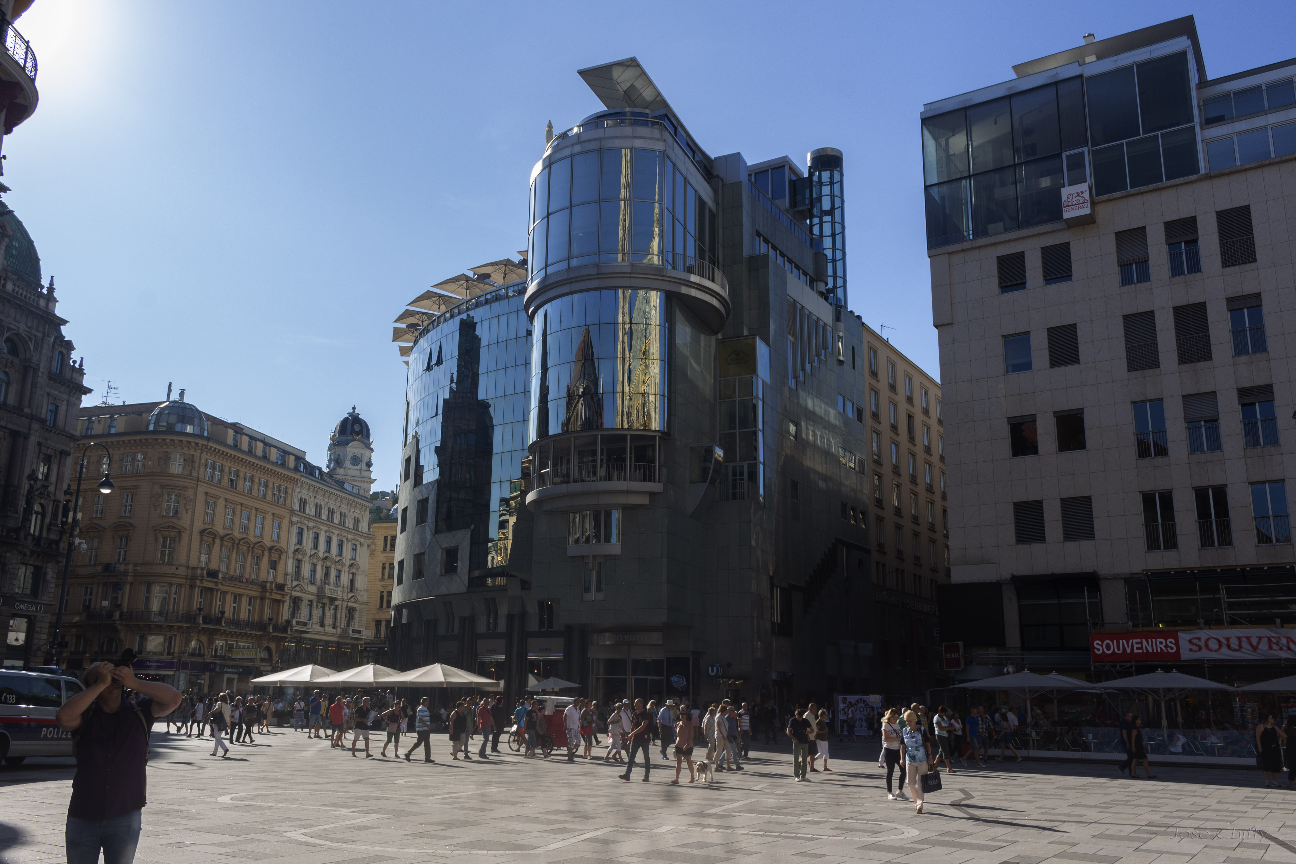 cathedral-Vienna-1.jpg