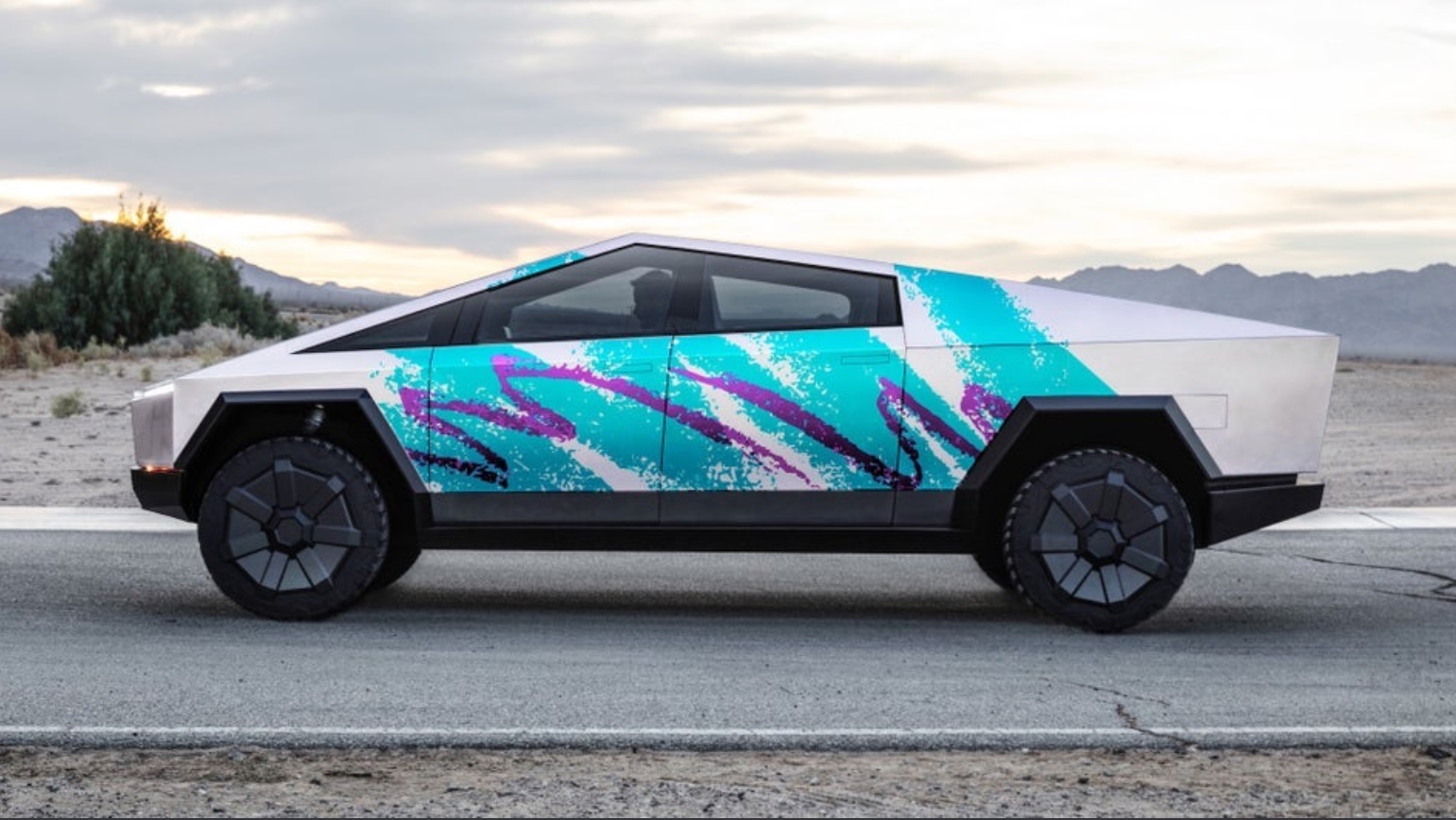 PHOTO-Tesla-Cybertruck-That-Looks-Like-A-Kleenex-Box.jpg