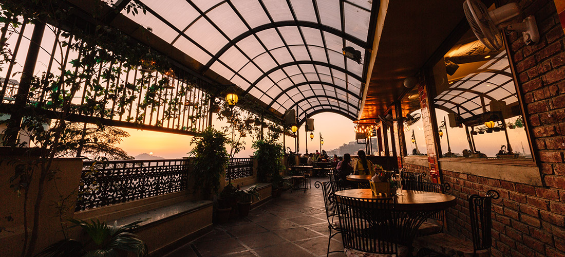 cafes.jpg