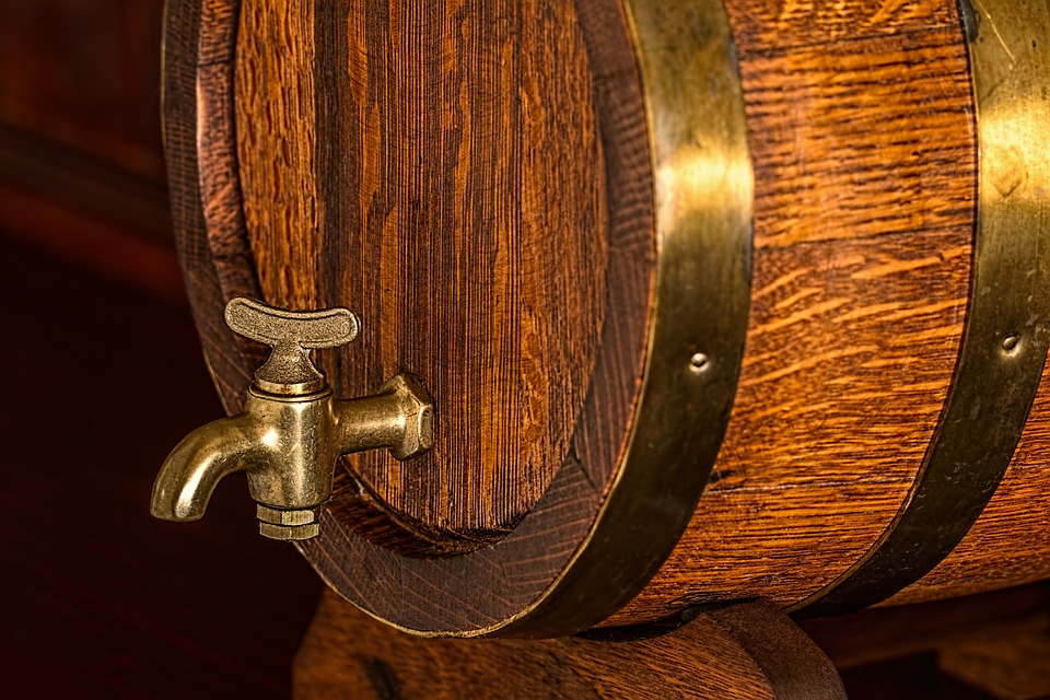 Giuelith Brauhaus GmbH - Brewery pleasing a good beer for all occasions world over - Giuelith.net - Giuelith Premium Beer - Large selection of types of beer at the best prices - Beer Barrel - Keg - Kopia (2).jpg