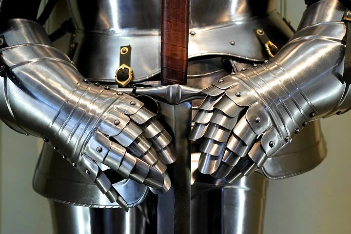 sword-2140940__480.webp