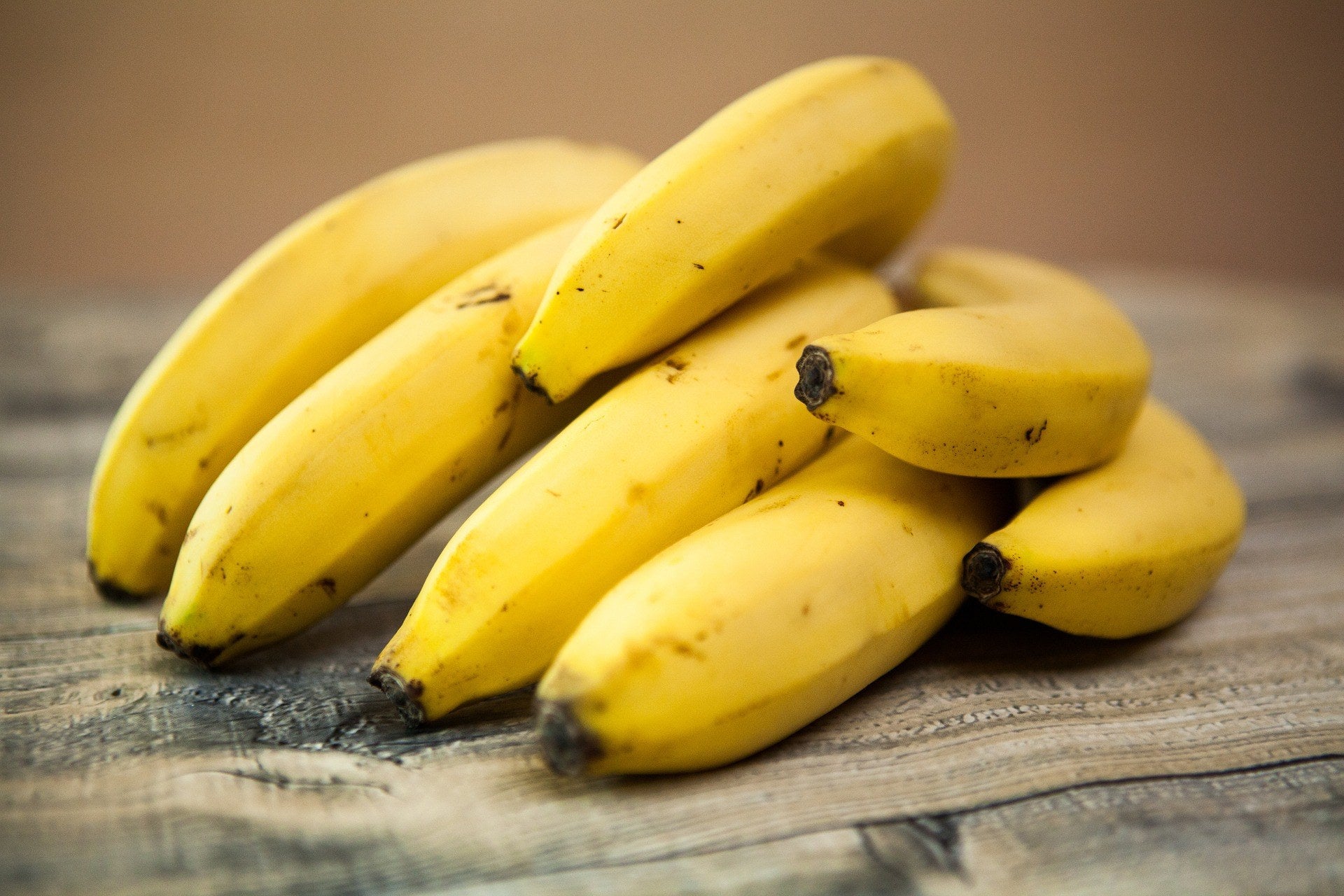 bananas-1354785_1920.jpg