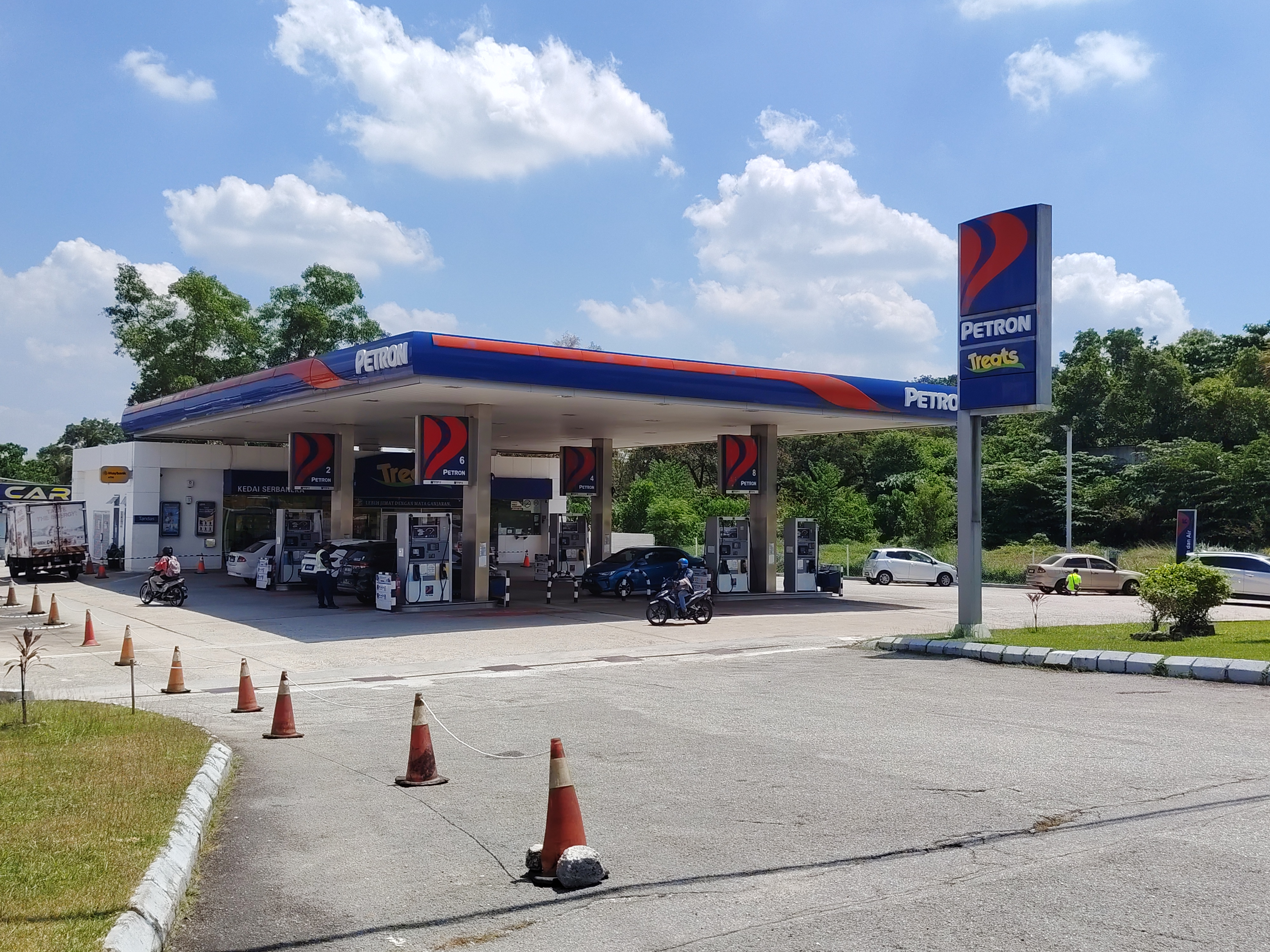 9699.jpg