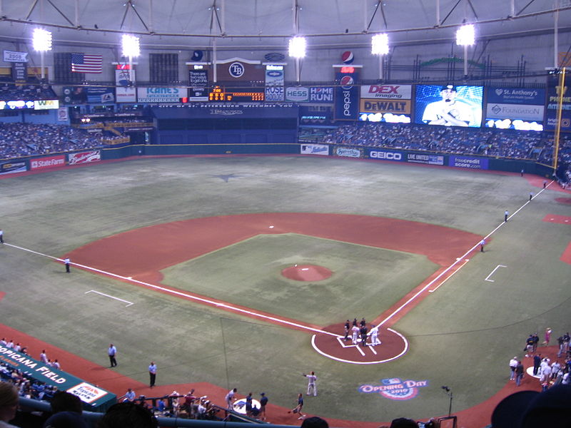 800px-Tropicana_Field_Playing_Field_Opening_Day_2010.jpg