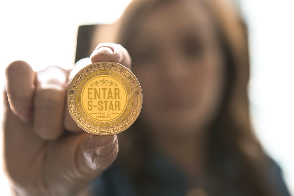 entar-coin-lady-200927-1024.jpg