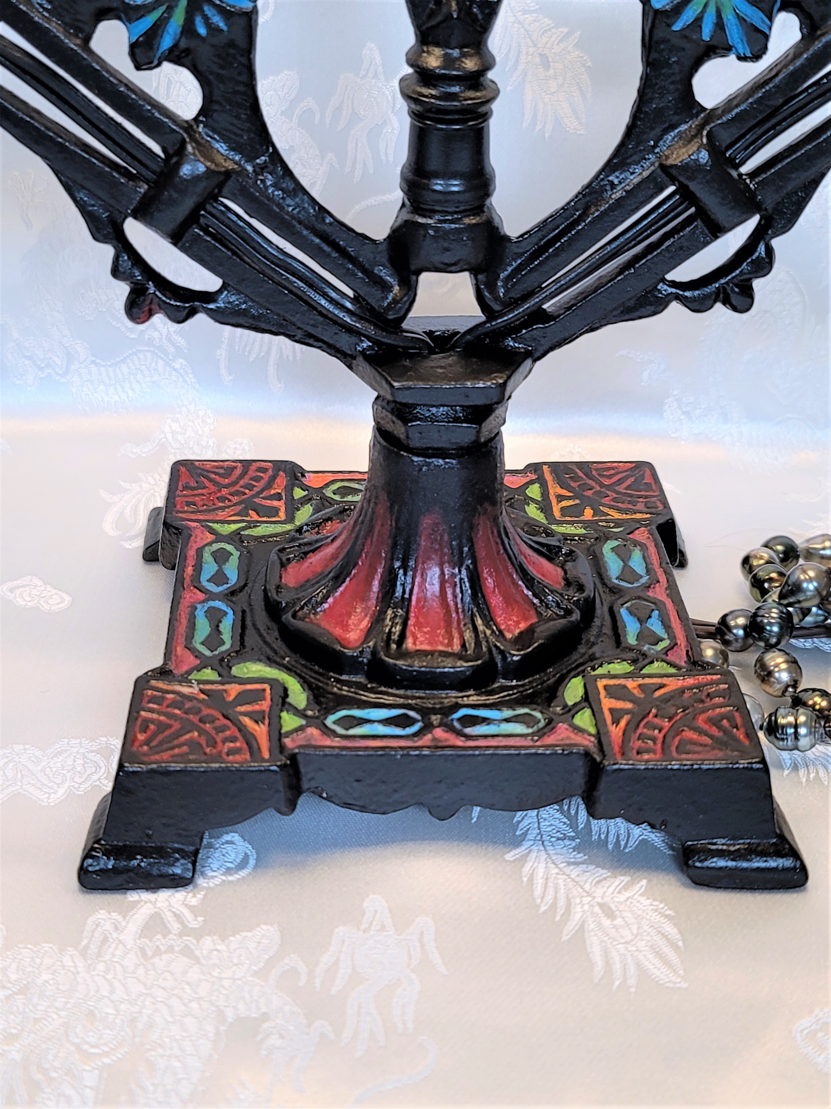 elegance-lamps-victorian-lampshades-noir (9).jpg