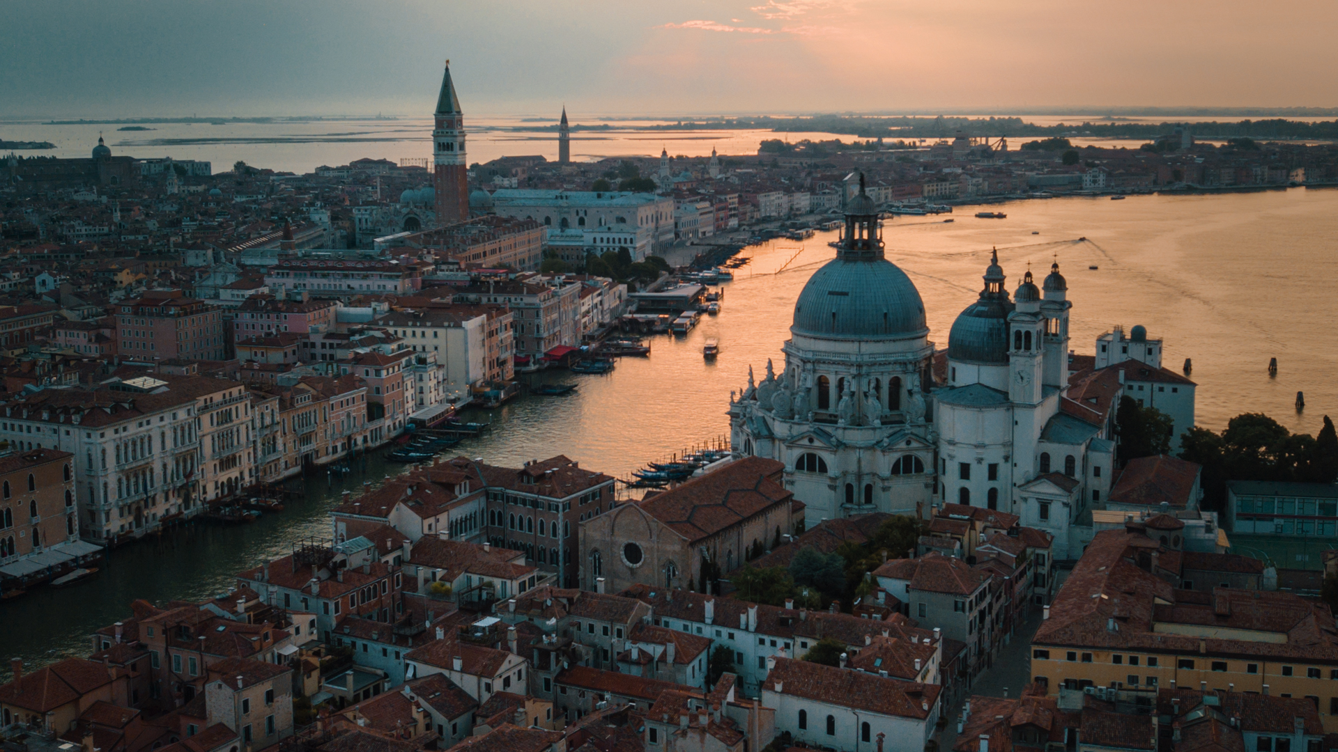 VeniceAerial_Steemit.jpg