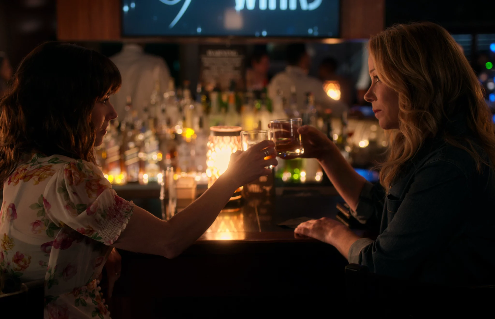 tmp_ejgvj6_0229896337352954_Dead_to_Me__Season_2__Between_You_And_Me__1682947__00_18_33_22__1115051_RC.webp