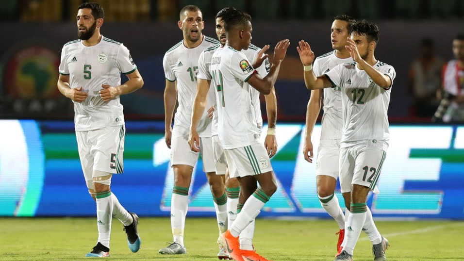 algeria team.jpg