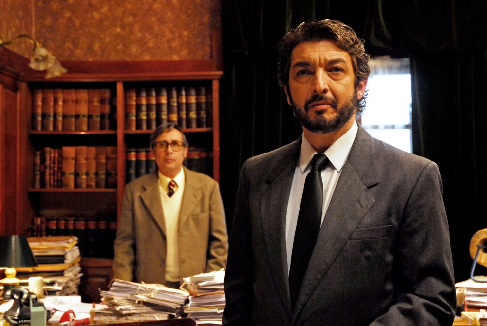 el-secreto-de-sus-ojos-benj-and-pablo (1).jpg