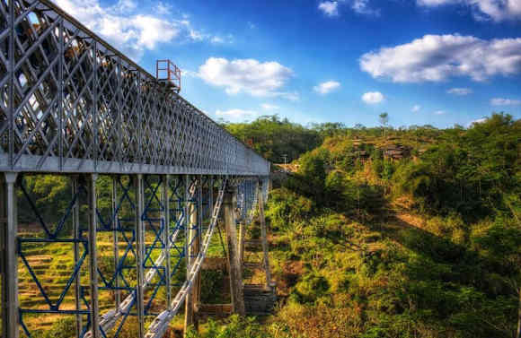 jembatan cirahong (1).jpg
