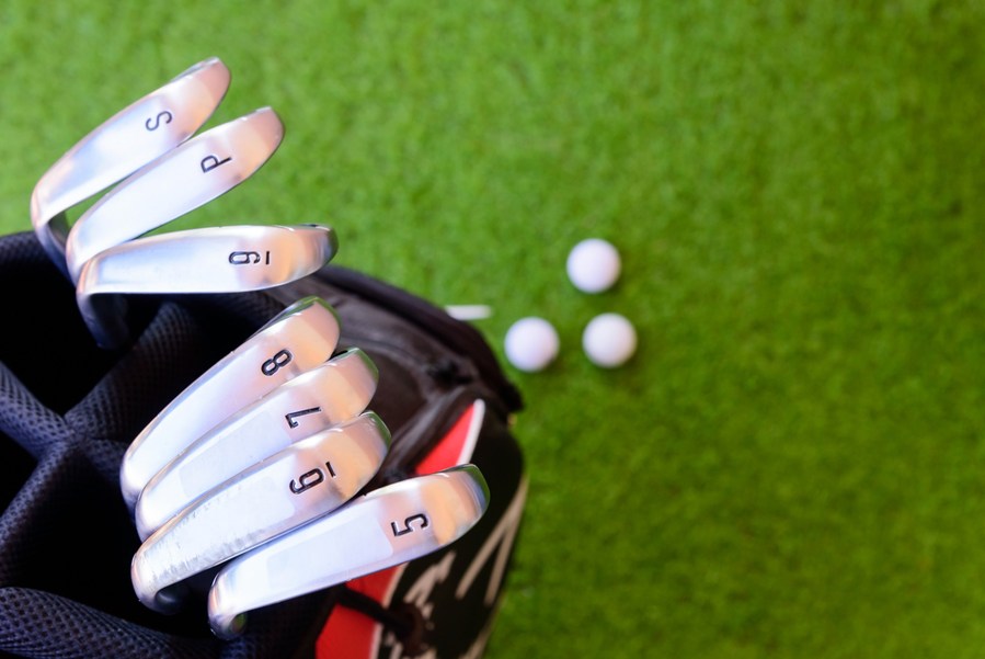 types-of-golf-bag-feature-1.jpg