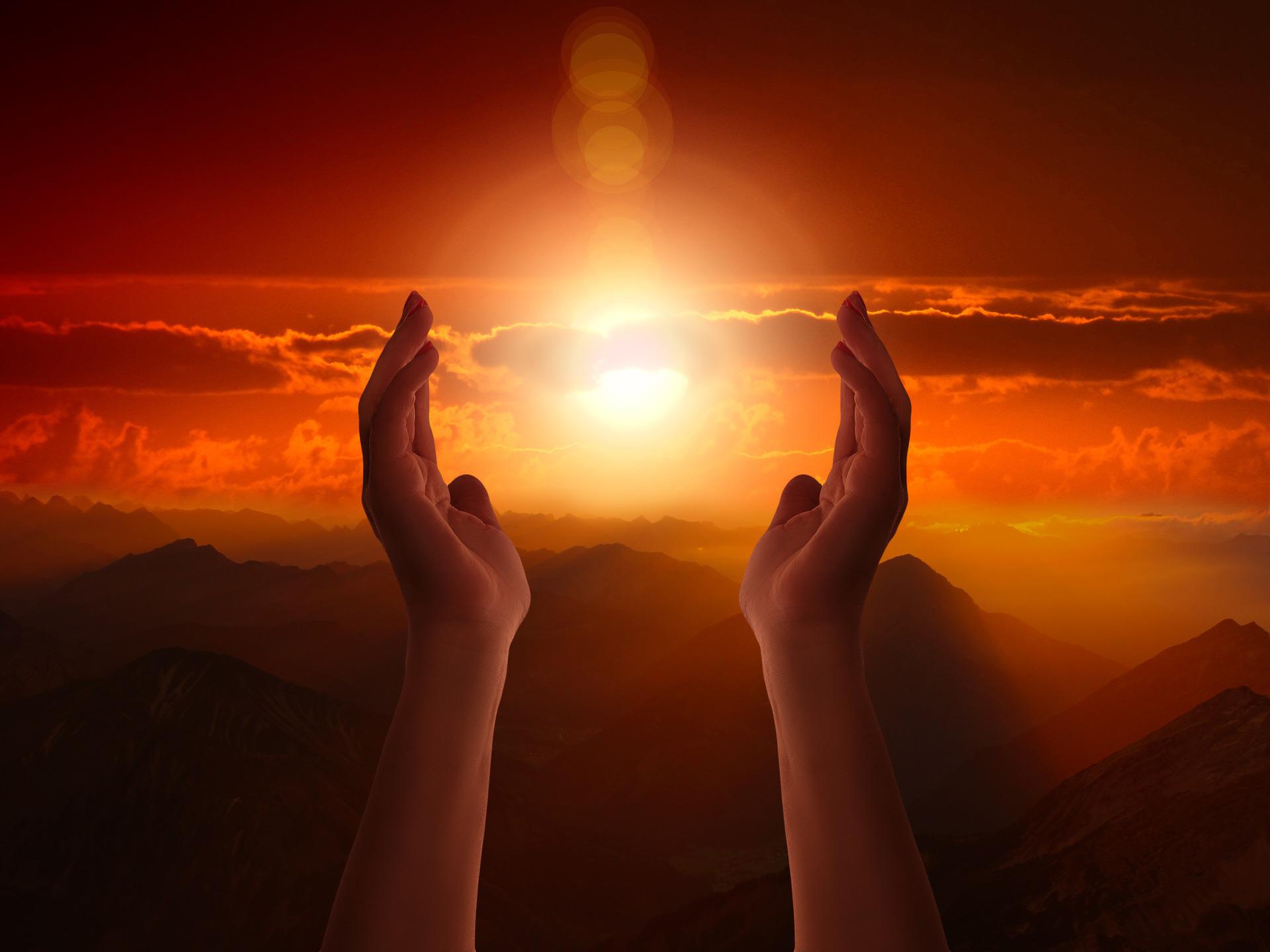 religion-3717899_1920.jpg