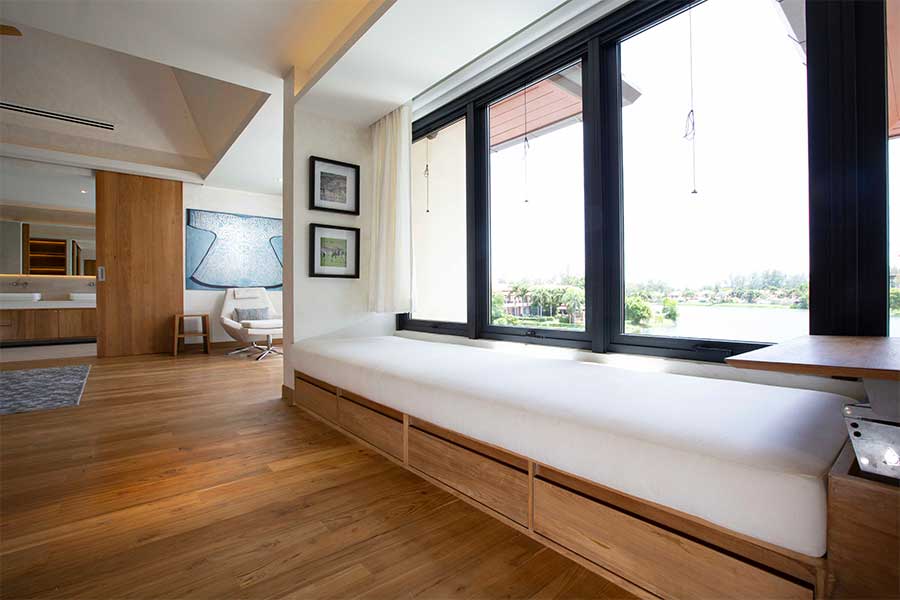 Villa-Vista-Phuket-Interior-Design-By-Mary-pakamard11.jpg