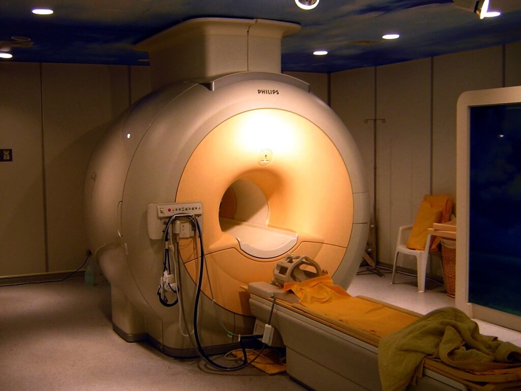 mri scanner.jpg