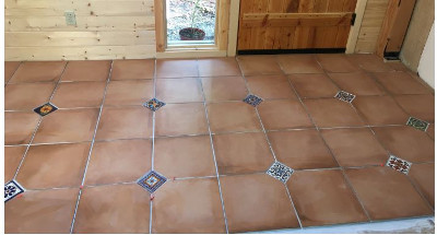 floor_tile400.JPG