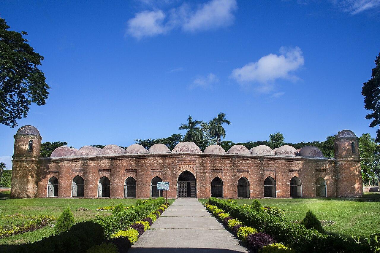 Sixty Dome Mosque (Shat Gombuj Mosque), Bagerhat.jpg
