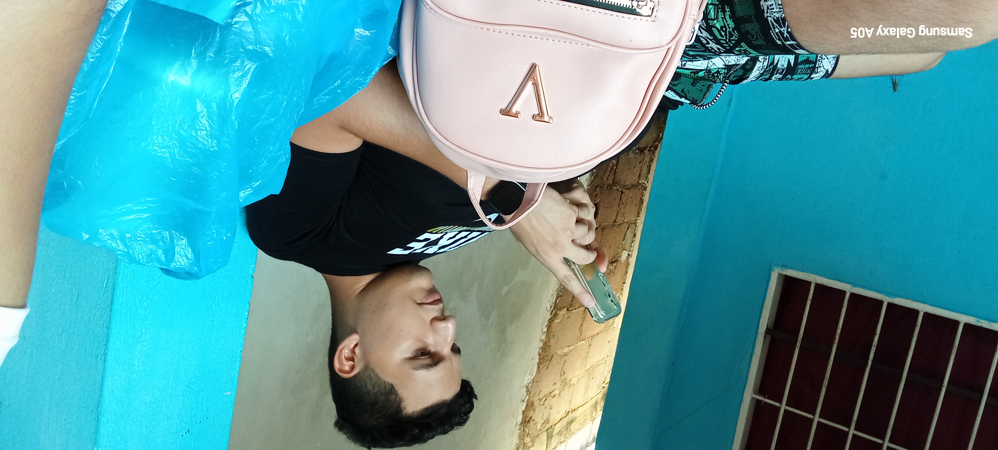 1000590949.jpg