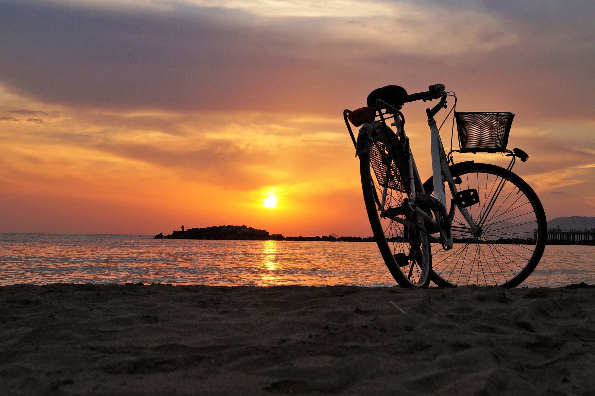 bike-g5612979a4_1920.jpg