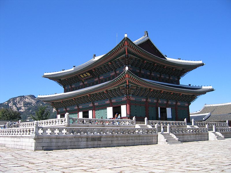 Gyeongbok-gung_palace-05_(xndr).jpg